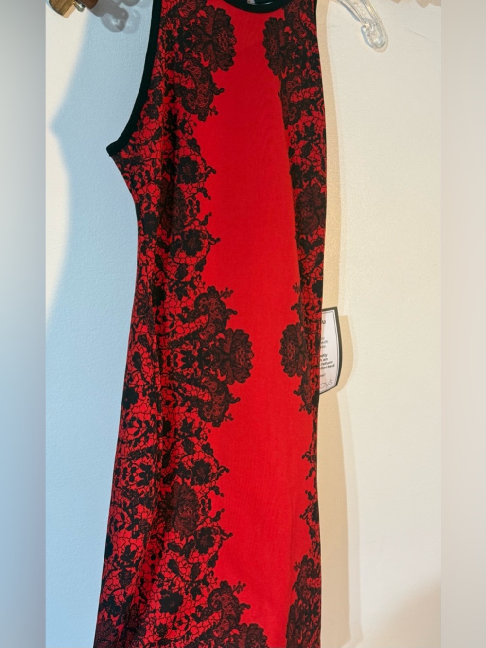 B. Darlin Size 1/2 Printed
Sleeveless Halter Back BodyCon
Mini juniors dress - Picture 8 of 9